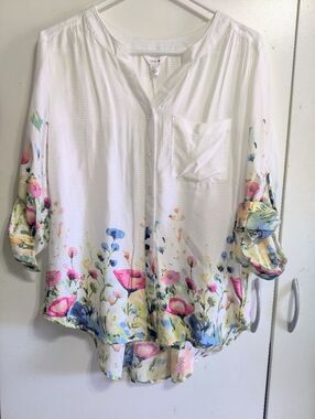 White Floral Button Front Blouse. Lightweight.